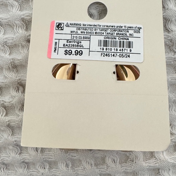 A New Day Elegant Gold Teardrop Earrings - NWT - Picture 4 of 4